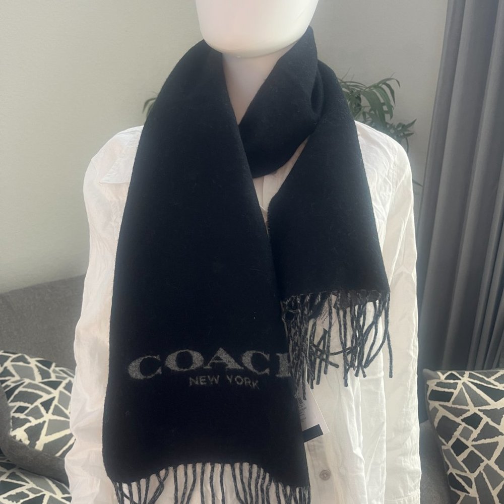 NWT COACH Wool & Cashmere Signature Scarf Black & Gray 76053 muffler